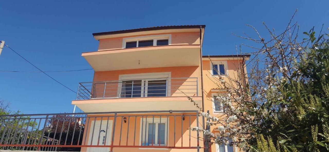 Apartment In Matulji 17036 外观 照片